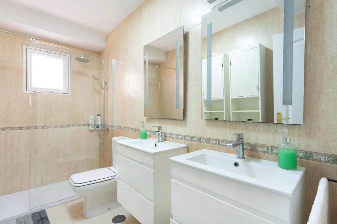 Home2Book Fantastic 160M2 Terrace Flat & Bbq Radazul